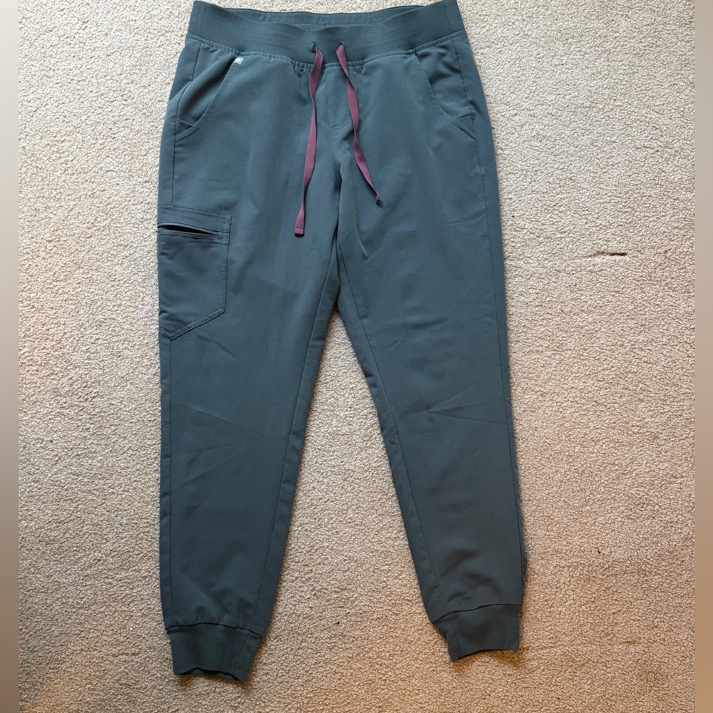 FIGS Scrub Joggers